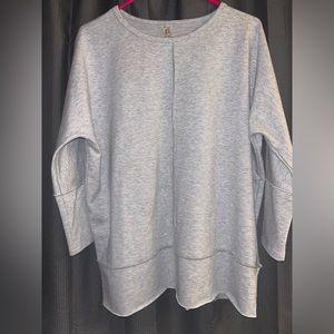 Spanx crewneck size M